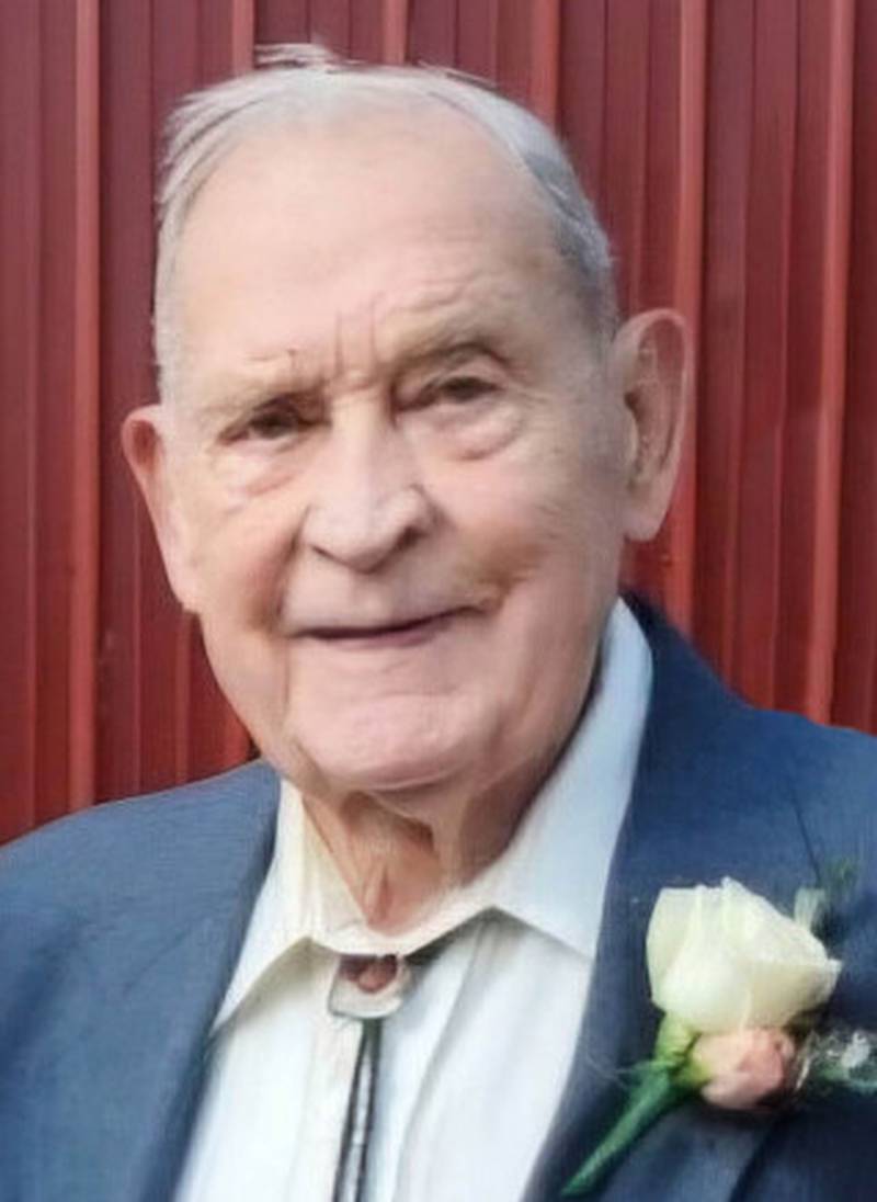 Stanley S. Reed, 87, of Prescott, died June 18, 2024, at his home in Prescott.