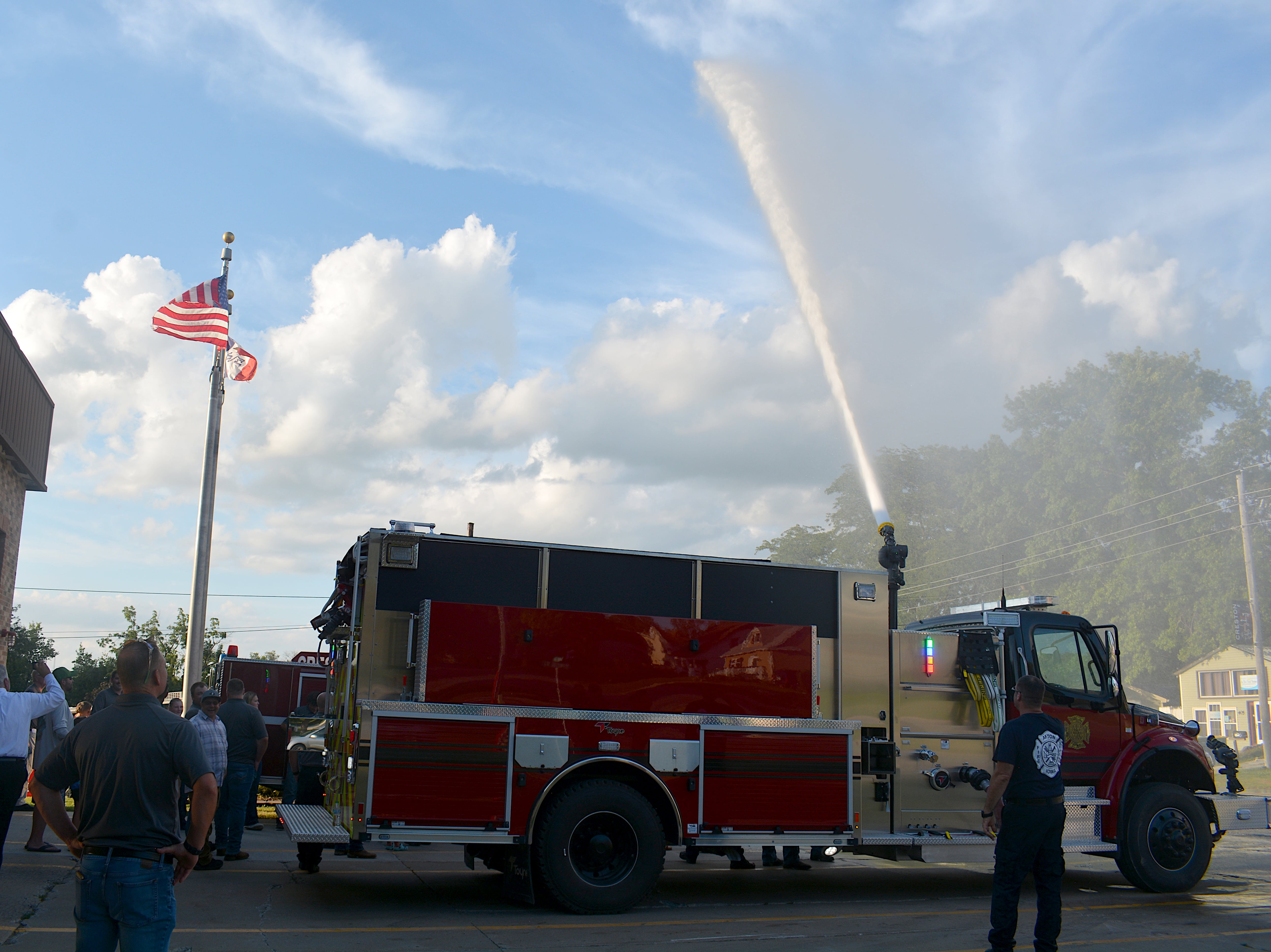 A demonstration of the top mounted turret, launching water high into the air.